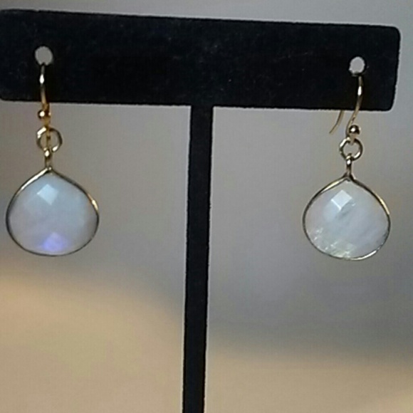 Moonstone earrings with gold hooks - Picture 2 of 2